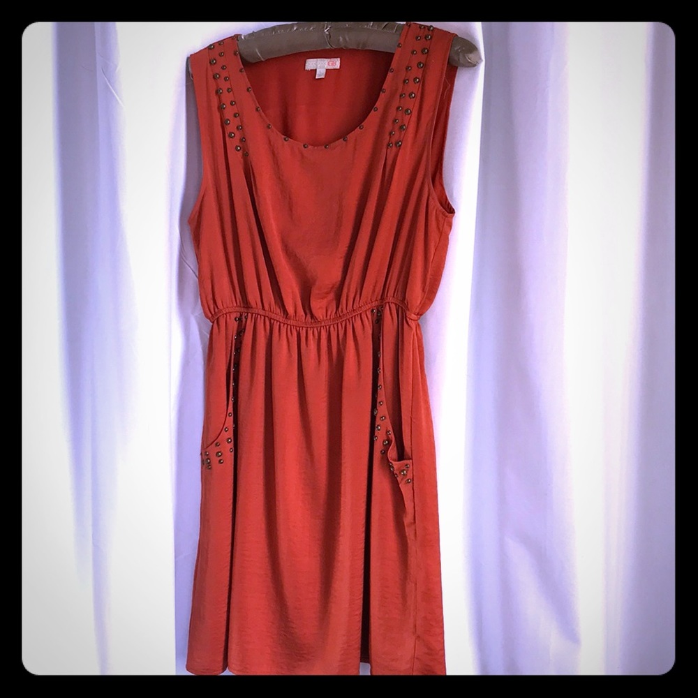 Cute dress with pockets, dark orange color